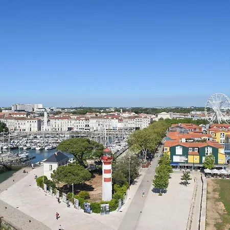2 Bedroom Lovely In La Rochelle