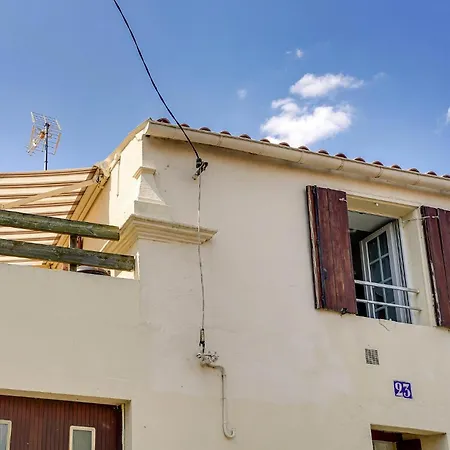 Σπίτι διακοπών 2 Bedroom Lovely In La Rochelle *